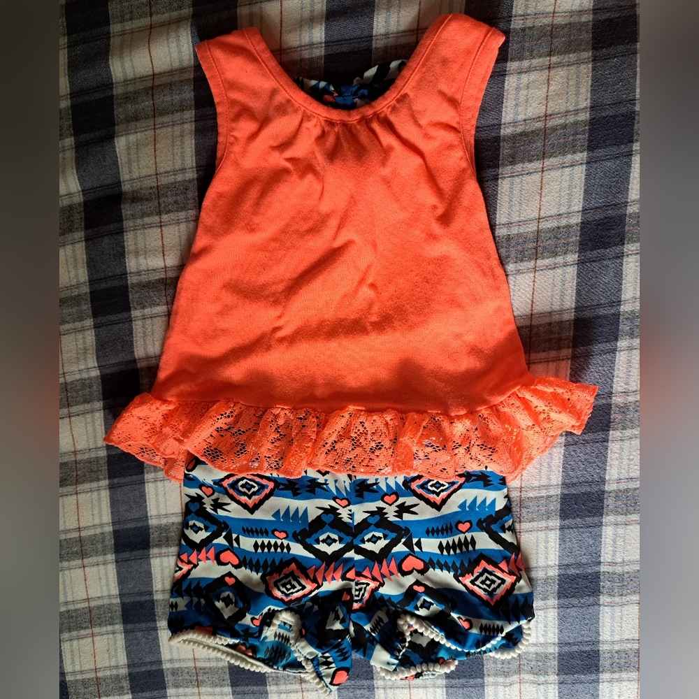 Faded Glory Orange Top and Patterned Shorts Set